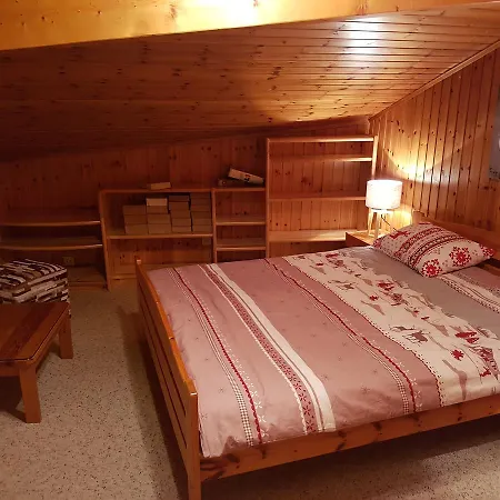 Chalet Furby * Шампекс